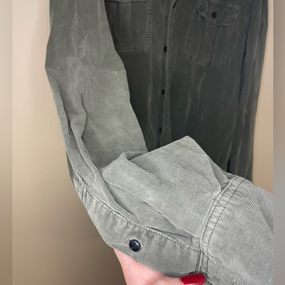 Mens Grey Corduroy Button Down - Picture 3 of 4